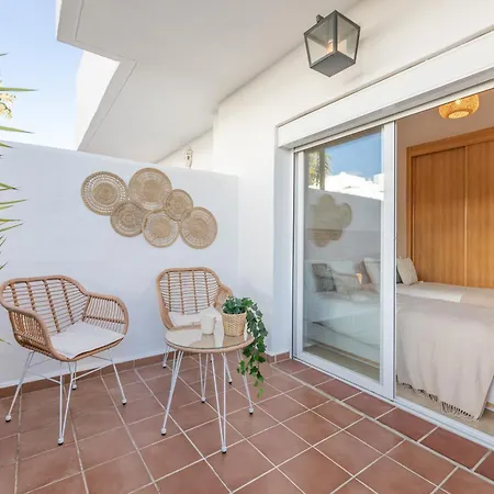 Ground Floor Met Jacuzzi Apartament