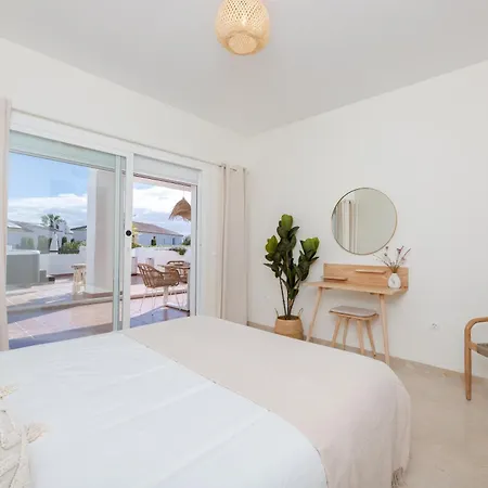 With Private Jacuzzi Near & Golf * Estepona